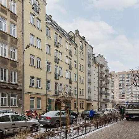 Praga Center By Renters Daire