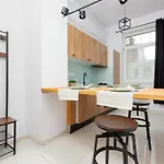 Praga Center By Renters Warszawa